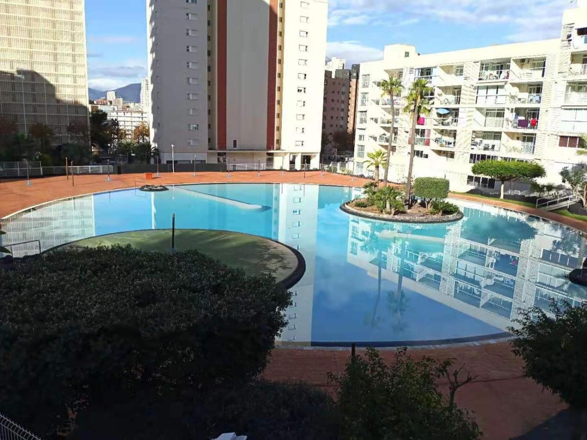 Holiday Apartment Torres Montecarlo Бенідорм Екстер'єр фото